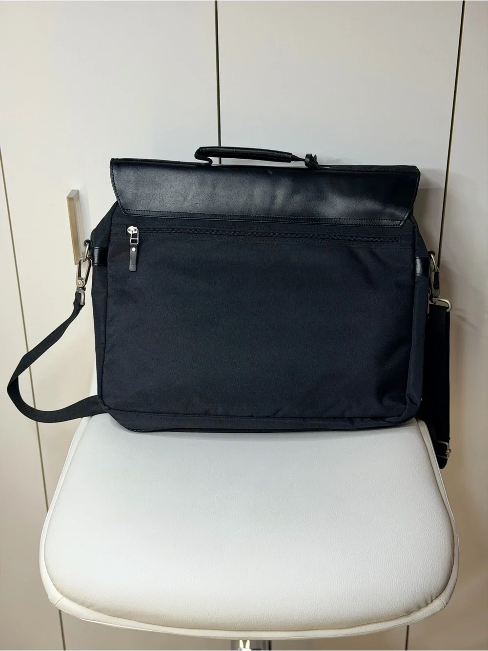 NWOT Eddie Bauer, Messenger Bag, Laptop Briefcase Attache Case Multi-Compartment